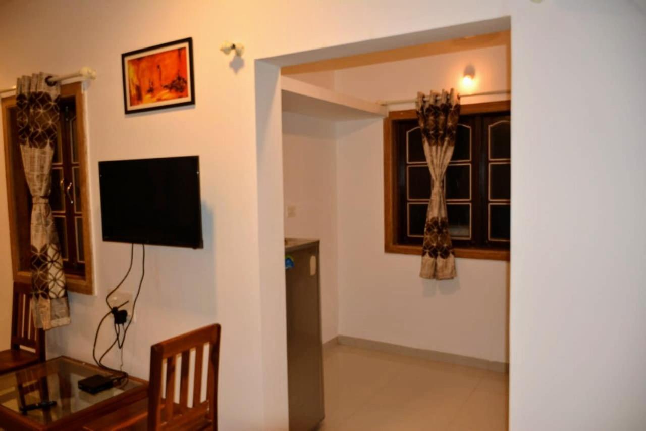 Dsk Apartment, Siolim, Goa. *